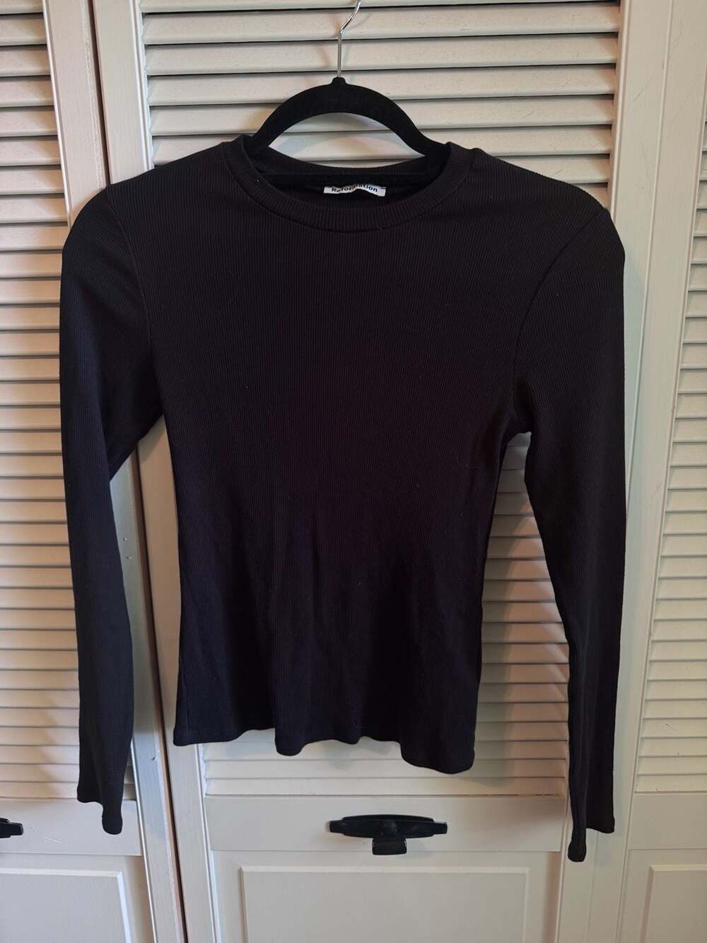 Reformation Black Ribbed Long Sleeve Crew Neck Top Size XS